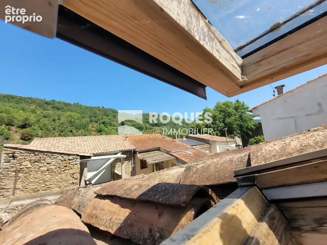 Saint Etienne d'Estrechoux, à vendre maison de village à rénover entiérement - photo 2