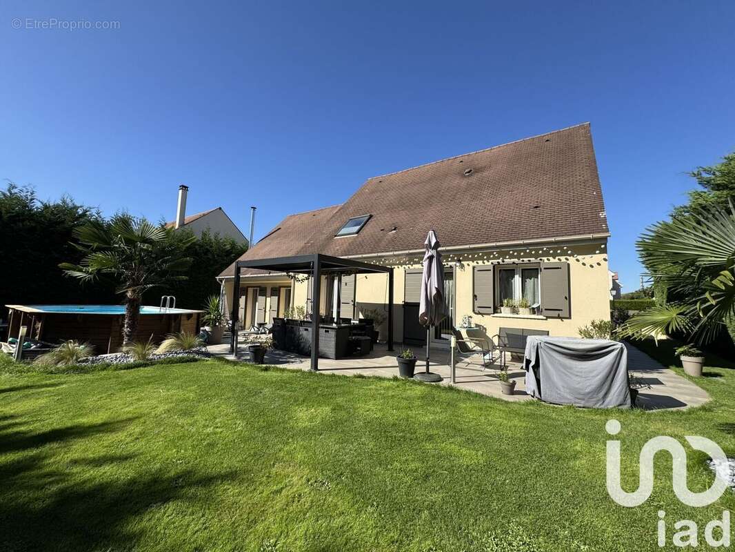 Photo 2 - Maison à LA QUEUE-EN-BRIE