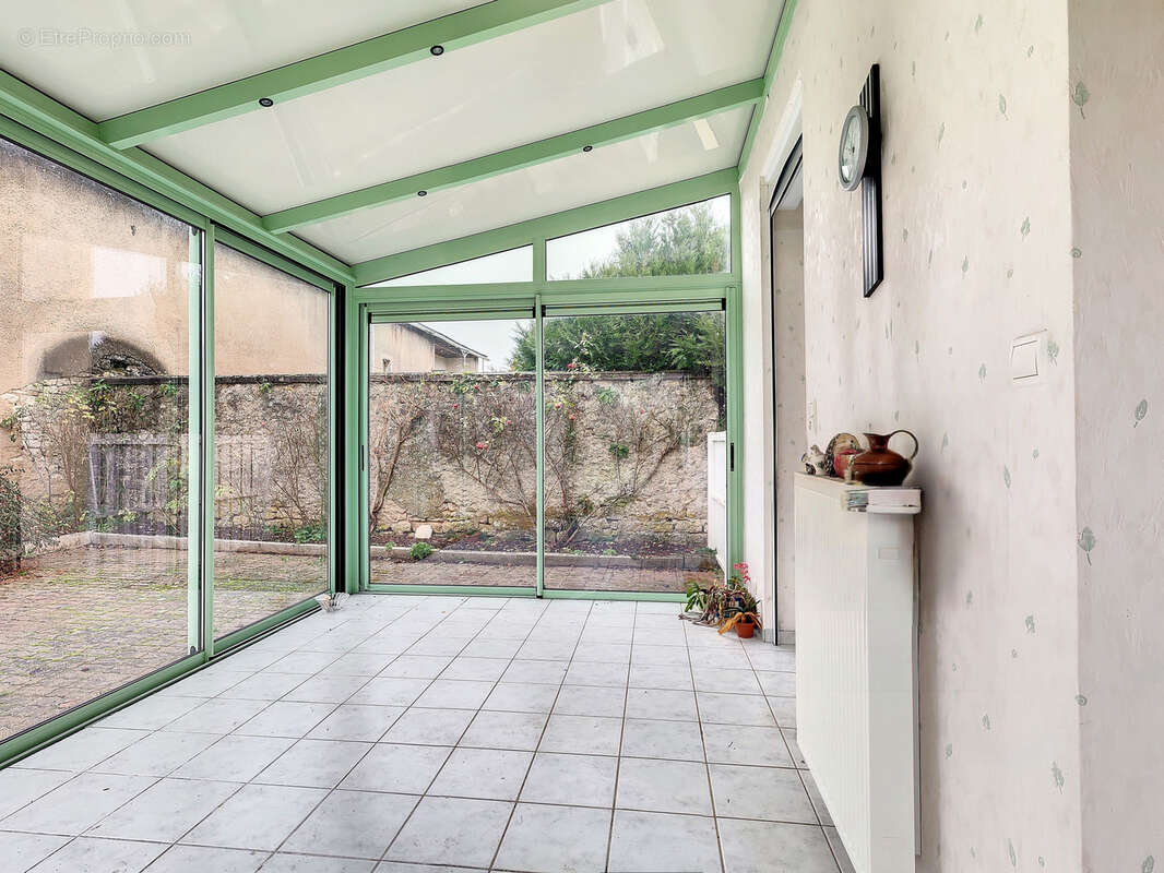 Maison à LES PAROCHES