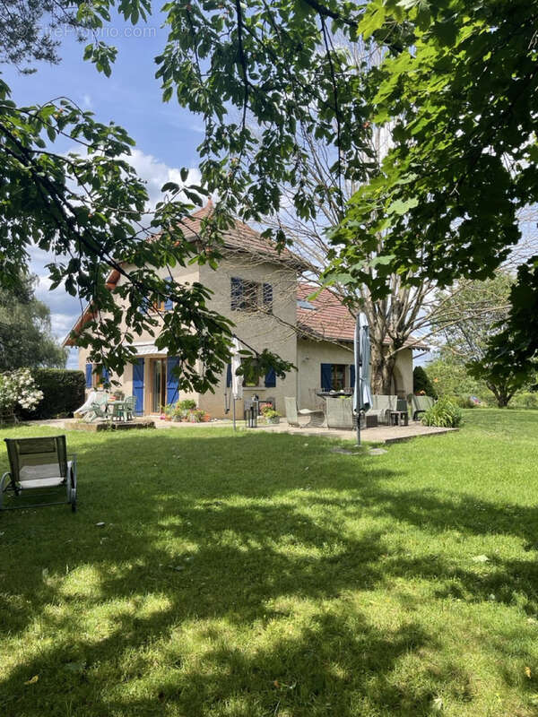 Maison à LONGCHAMP