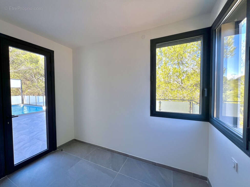 Villa Contemporaine de 2024 - Vue Panoramique exceptionnelle - photo 13
