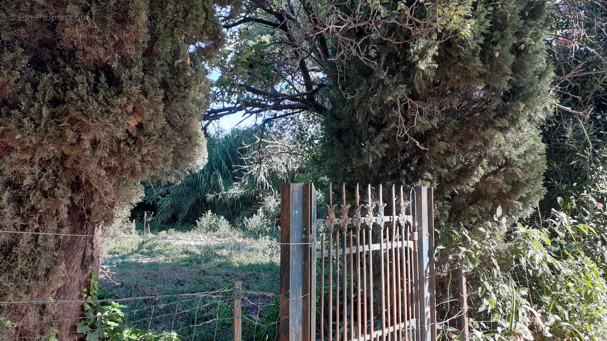 Appartement à ABEILHAN