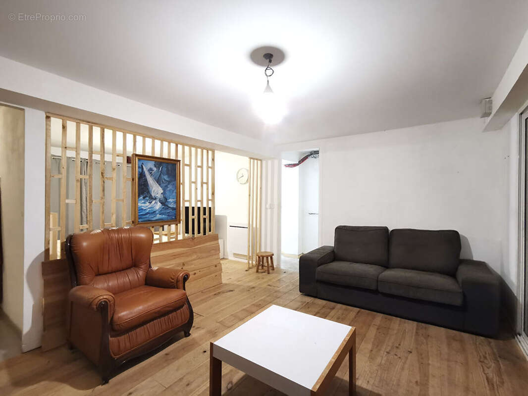 Maison à SARTROUVILLE