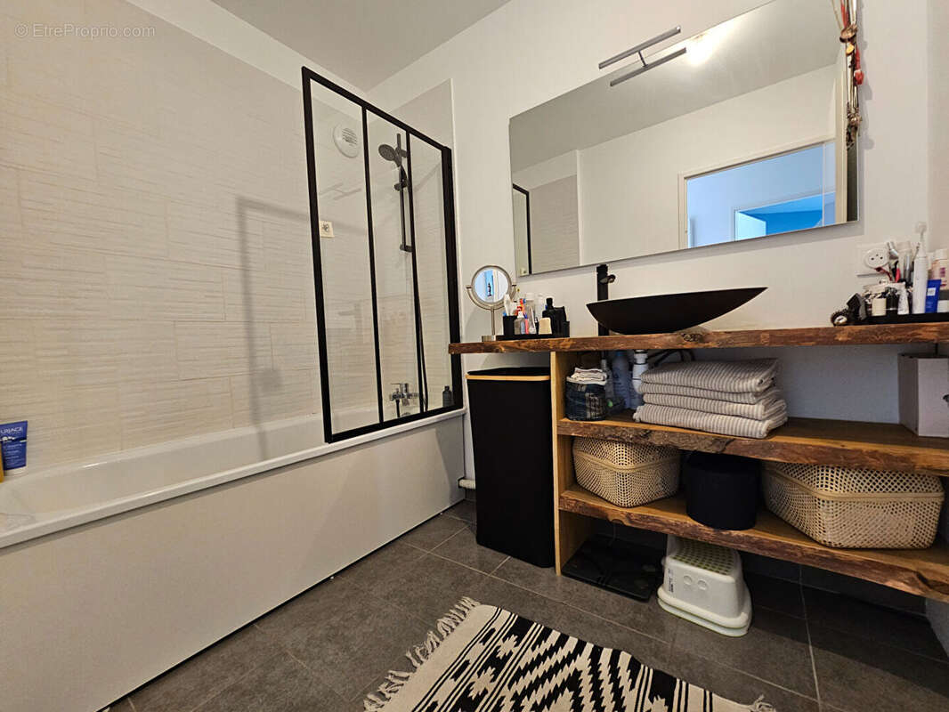 Appartement à NANTERRE