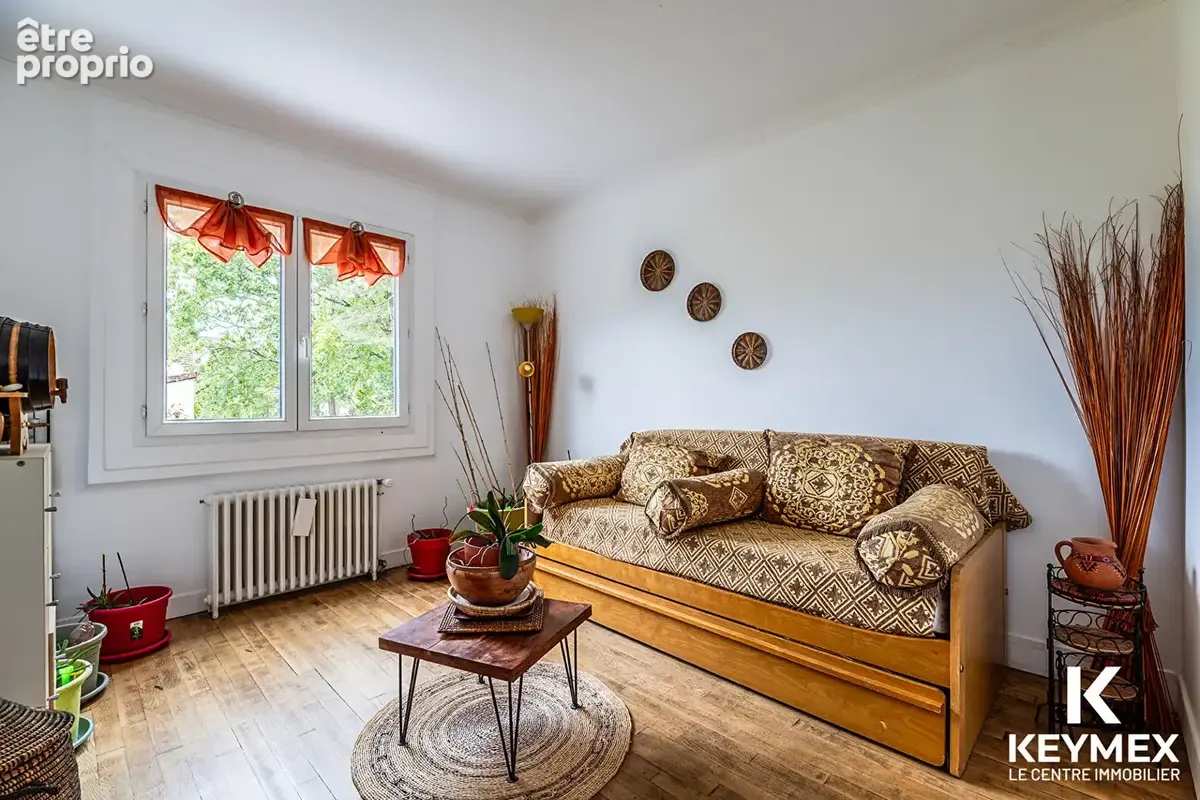 EXCLUSIVITÉ - Maison Mériel 7 pièce(s) 197m2 - photo 8