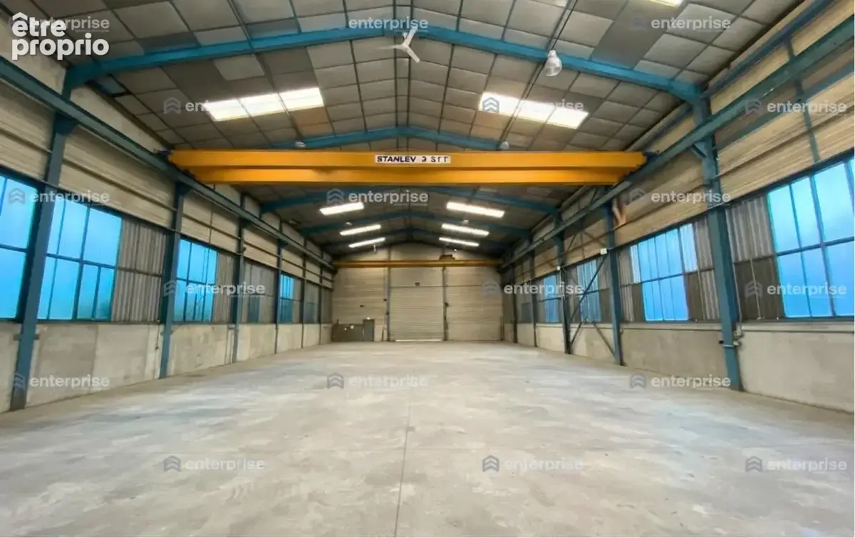 Commerce 812 m² à vendre à Beauvais (60000) - photo 4