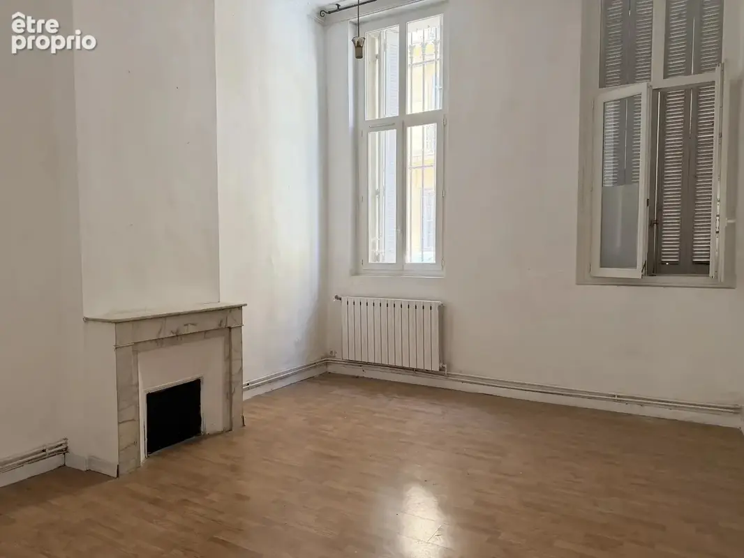 T3 de 85m² à rénover Rue Lianthier - photo 4