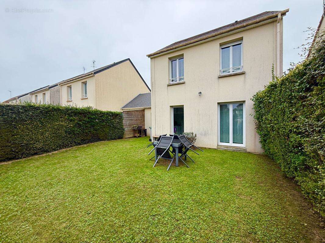 Maison à OUISTREHAM