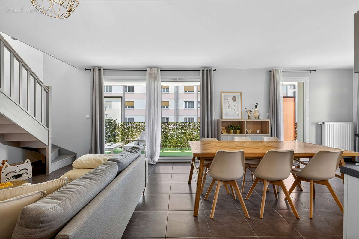 Appartement à AIX-LES-BAINS