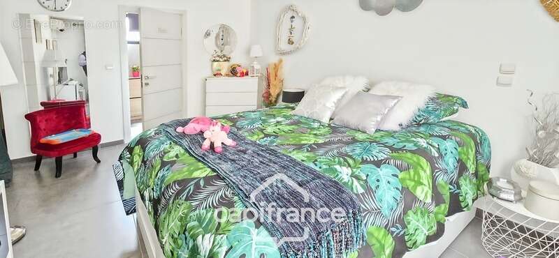 Maison à LA VALETTE-DU-VAR