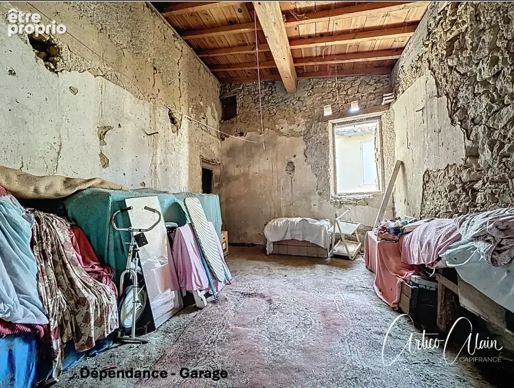Charmante Maison de Village de 106 m² avec Jardin et Dépendance de 86 m² - photo 12