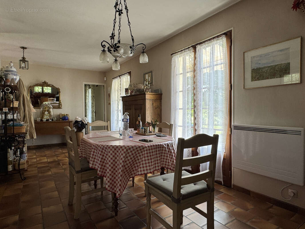 Maison à CHATEAU-RENARD