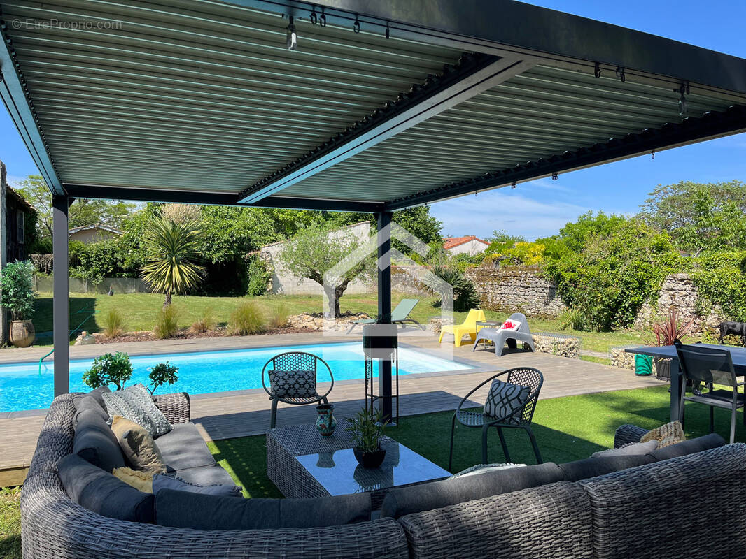 Maison à SAINT-LAURENT-MEDOC