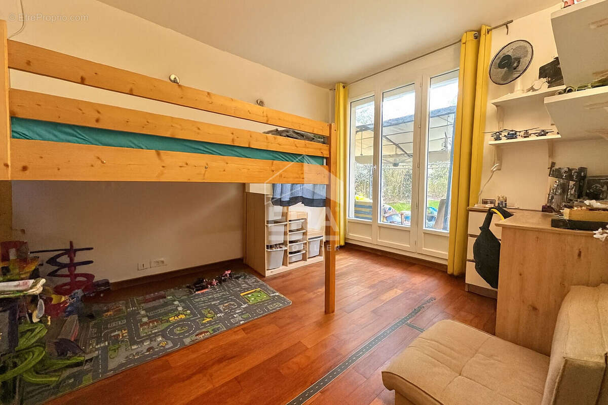 Appartement à MAISONS-LAFFITTE