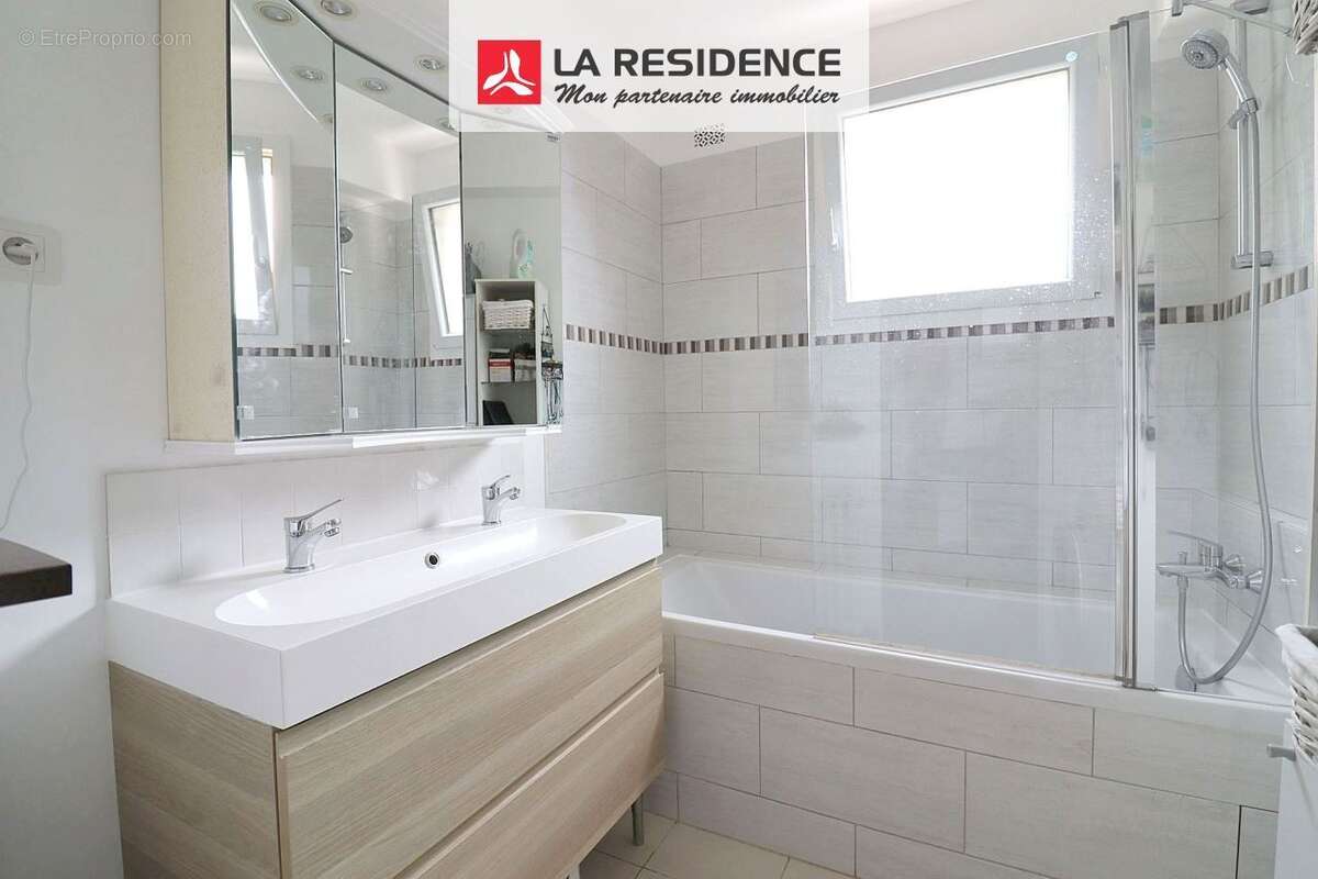 Appartement à VERSAILLES