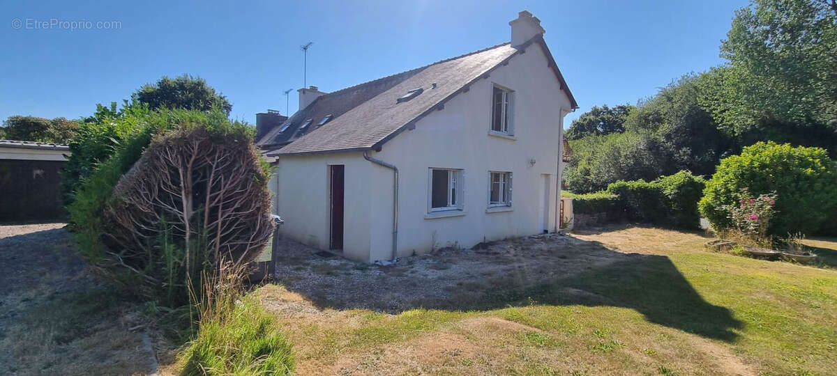 PHEHEDEL, 10 km de PAIMPOL, maison de caractère à vendre avec potentiel locatif - photo 16