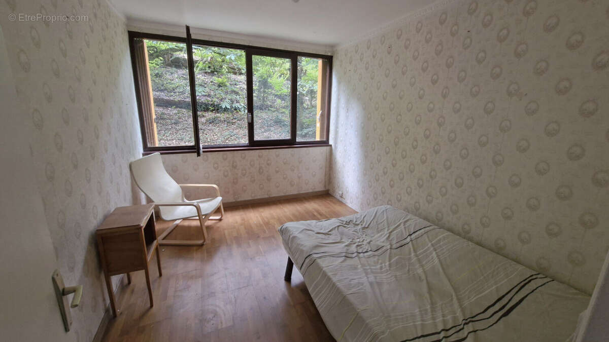 Appartement à FONTENAY-LE-FLEURY