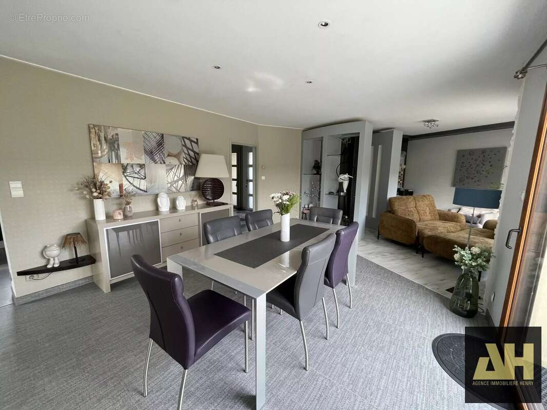 Maison à PLOUNEVENTER