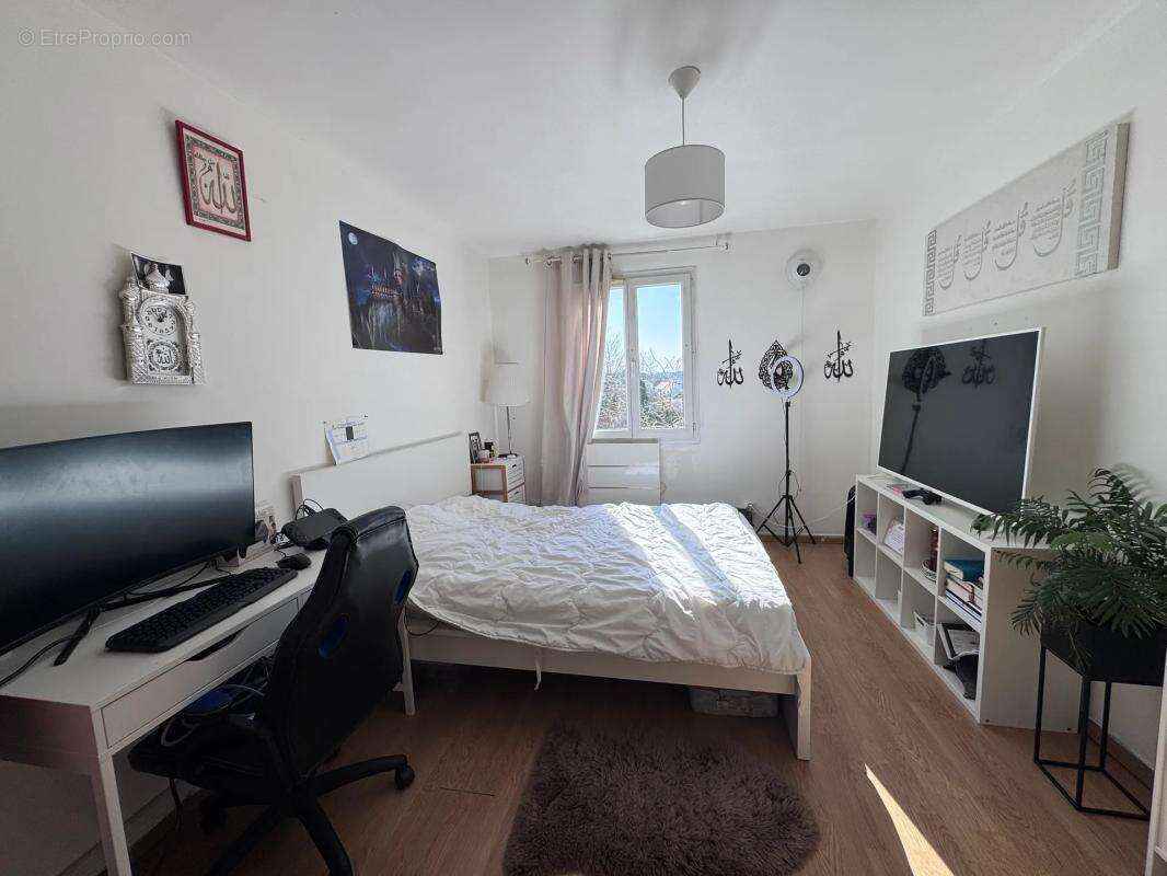 Maison à CLICHY-SOUS-BOIS