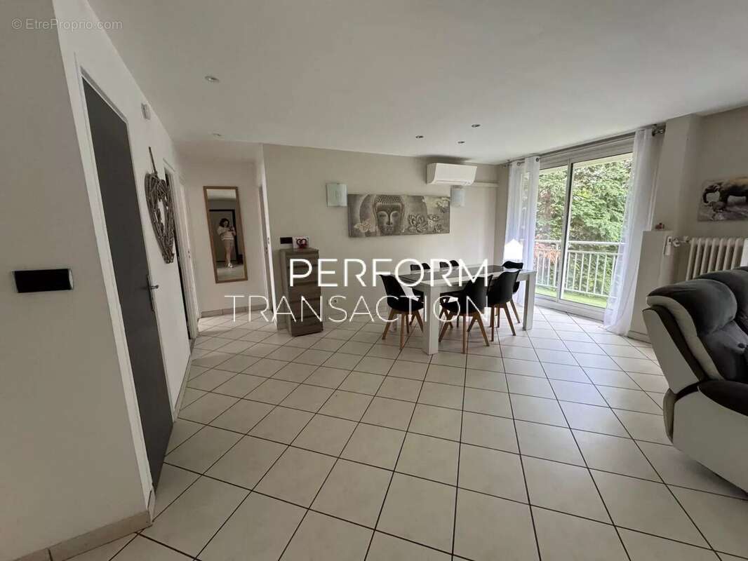 Appartement à EYBENS