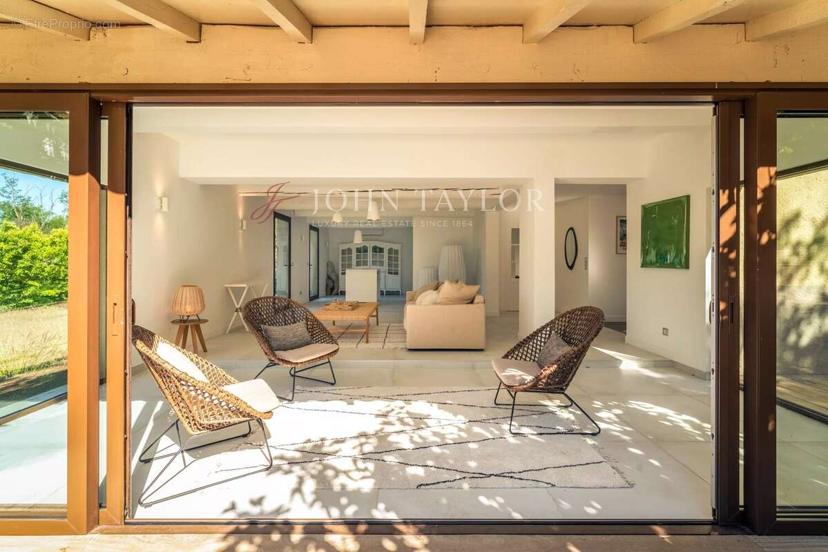 Maison à EYGALIERES