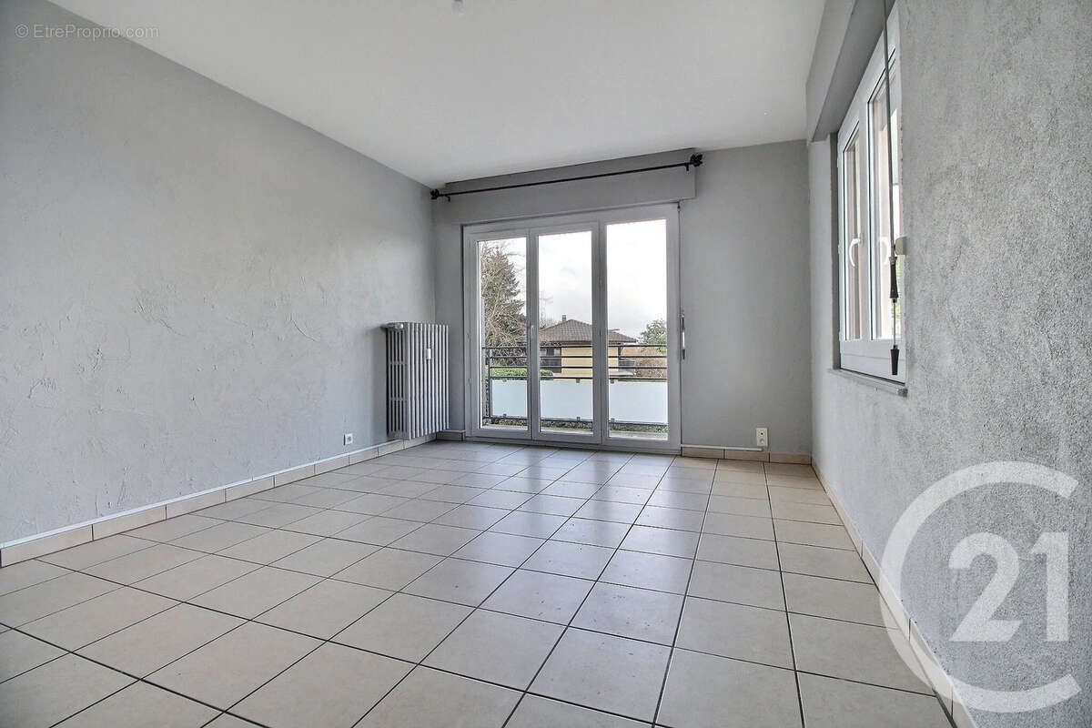 Appartement à EVIAN-LES-BAINS