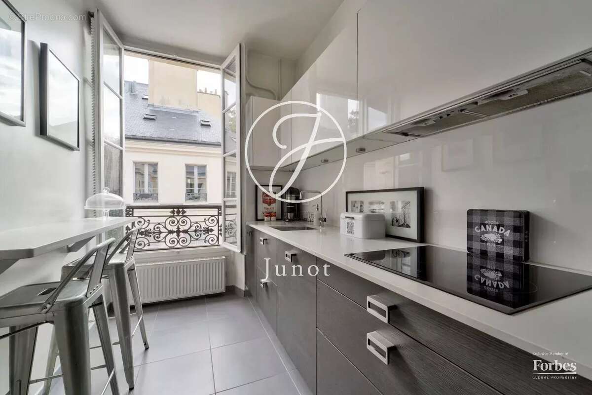 Appartement à VERSAILLES