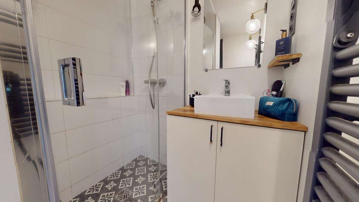 Appartement à TASSIN-LA-DEMI-LUNE