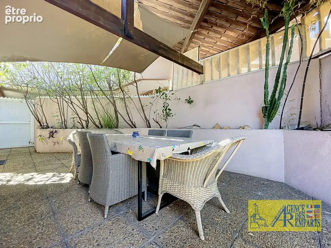 Studio avec grande terrasse et parking   Antibes Port Vauban - photo 4