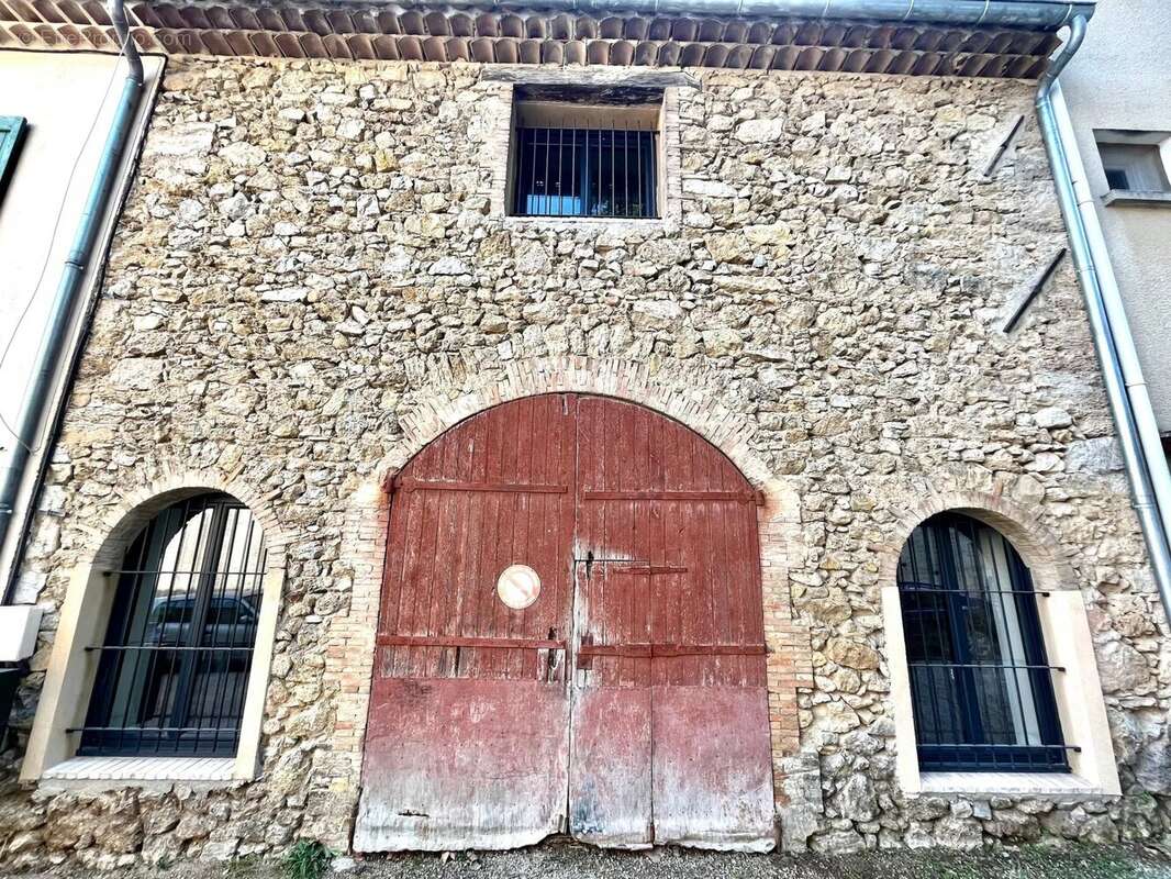 Appartement à BARJOLS