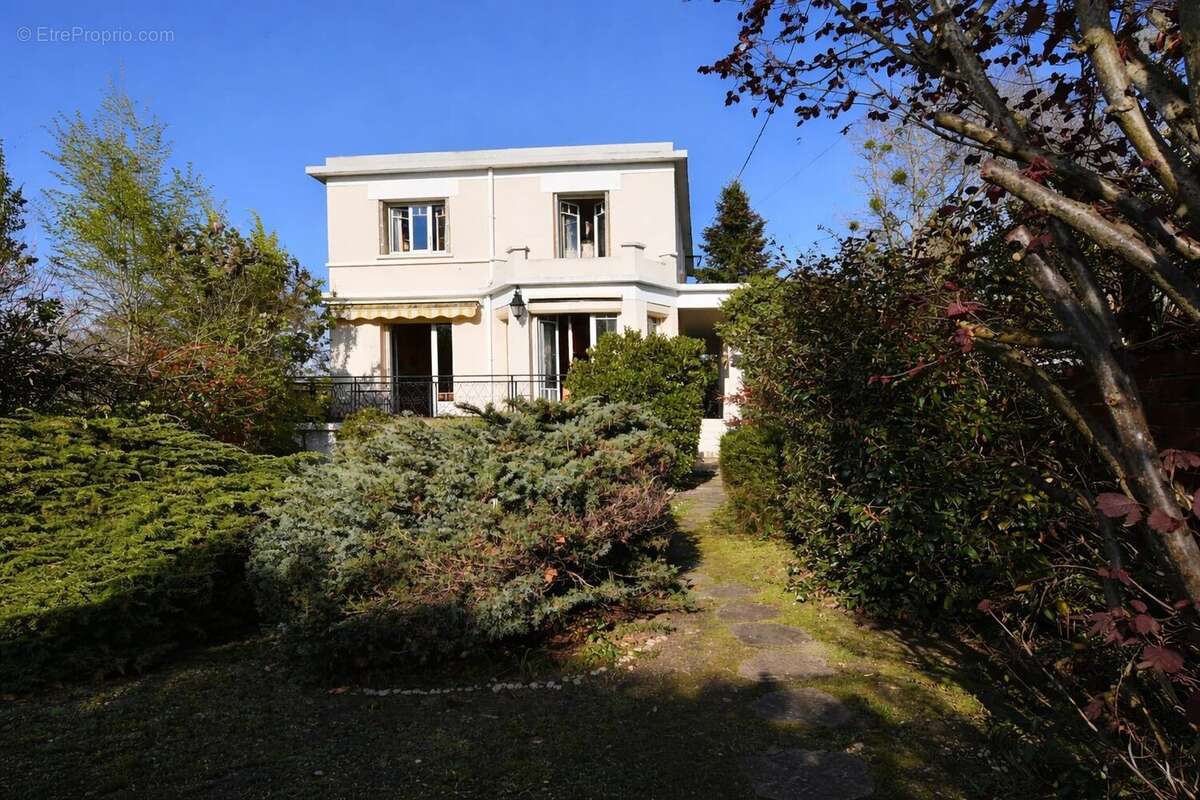 Maison à CHATOU
