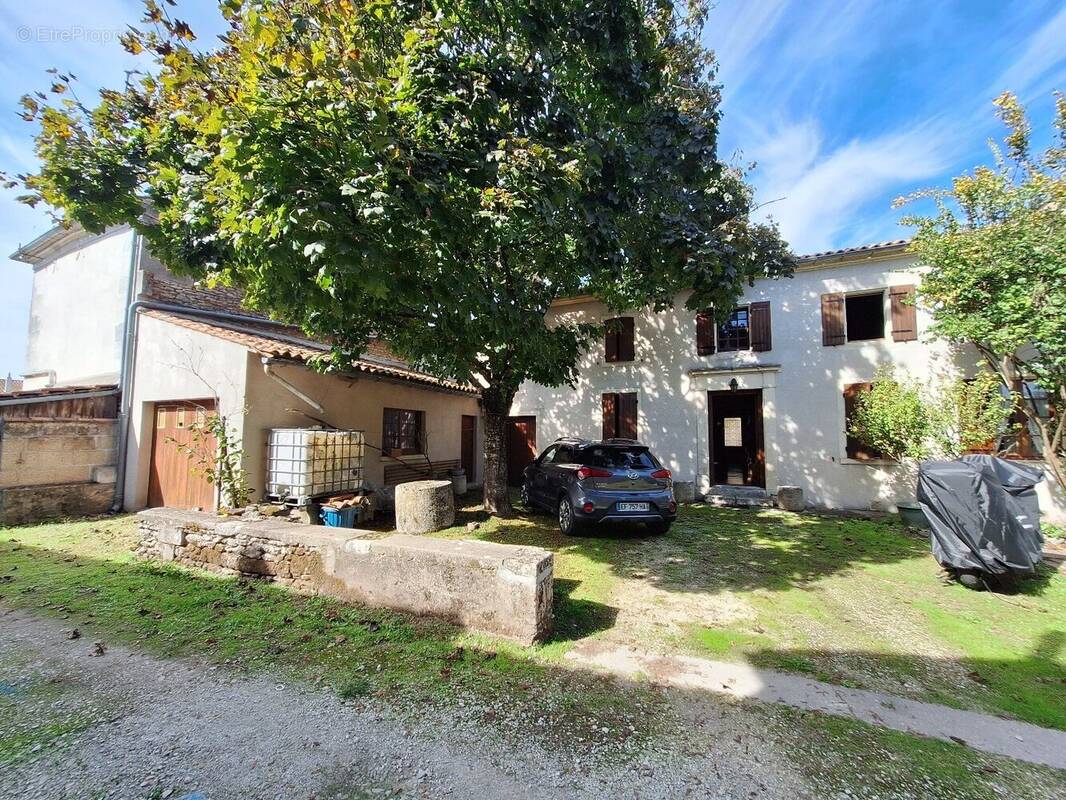 Maison à COGNAC