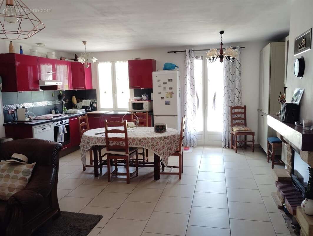 Maison à NONANCOURT