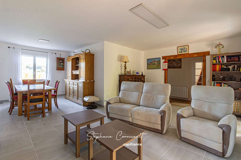 Maison à SAINT-GERMAIN-DU-SALEMBRE