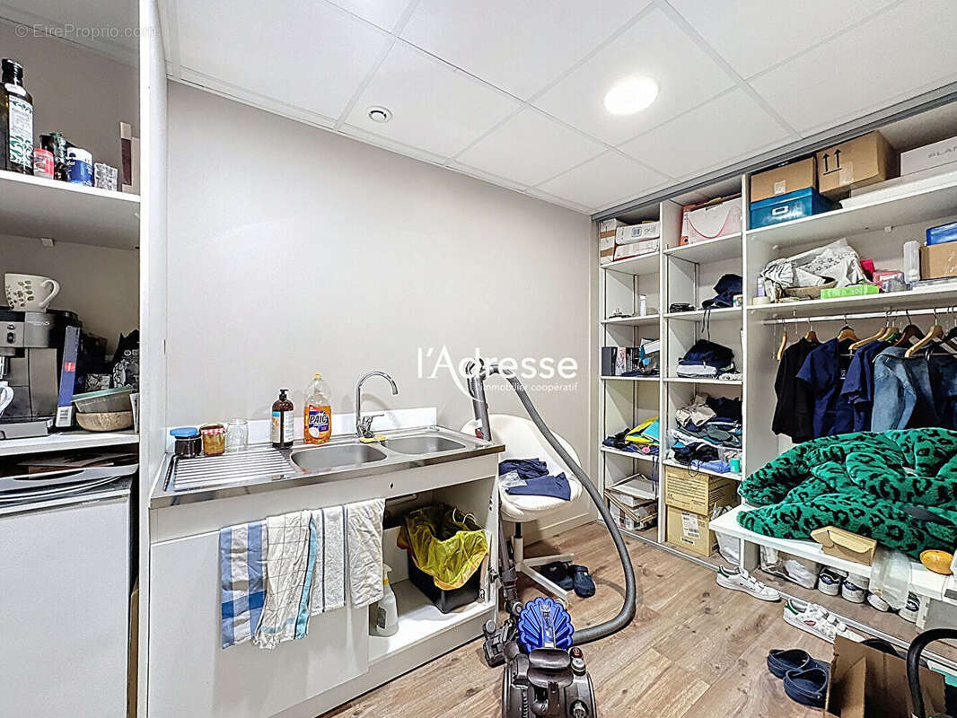 Exclusivité l'Adresse Immobilier - Plaisance du Touch - Local professionnel de 47.80m² avec 1 place de parking en Sous-sol - Pla - photo 6
