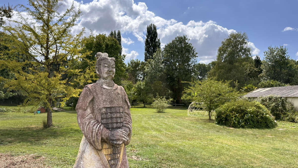 Maison à SAINT-JEAN-D'ANGELY