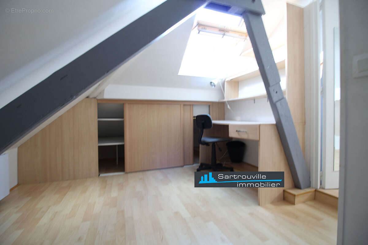 Maison à SARTROUVILLE