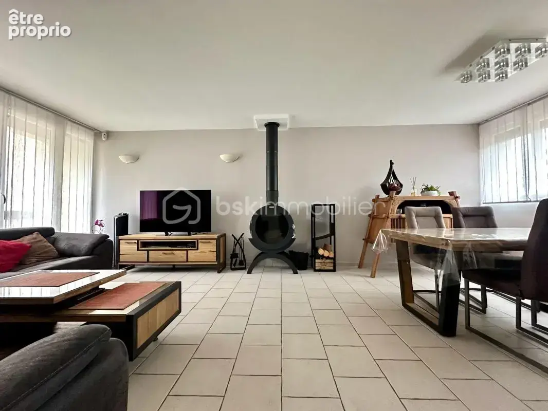 PONTOISE – Maison de plain-pied 128 m² – 4 chambres – DPE C – Garage – Jardin sans vis-à-vis - photo 2