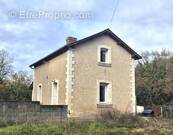 Maison à LONGUE-JUMELLES