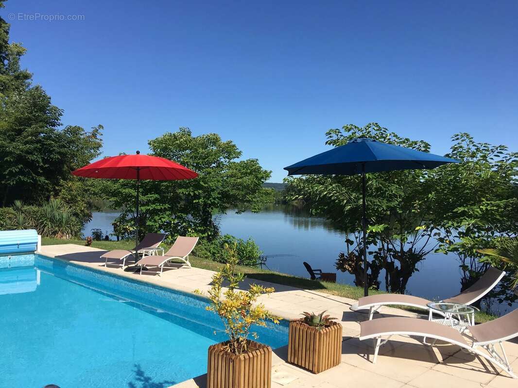 Propriété avec Gîtes au Bord de la Rivière Lot - photo 9