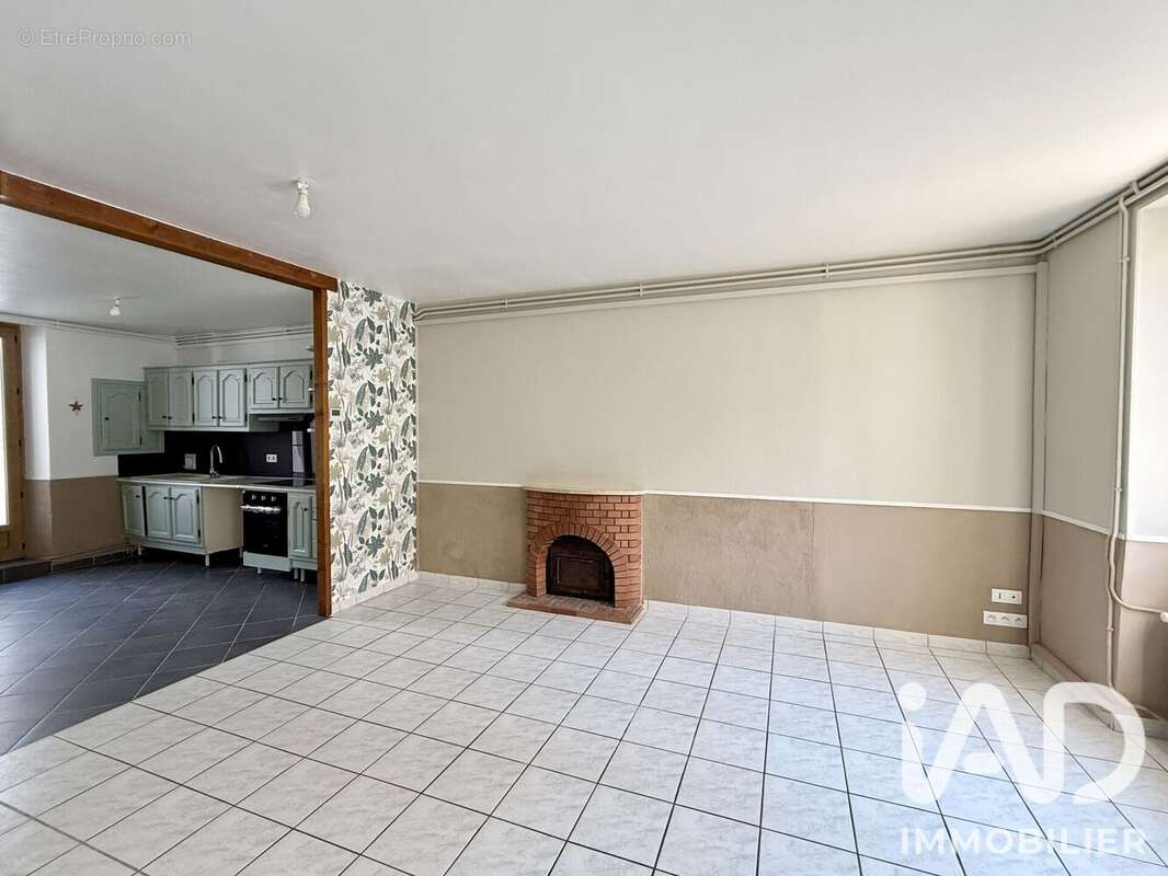 Maison 103 m² à Evaux-Les-Bains  - photo 2