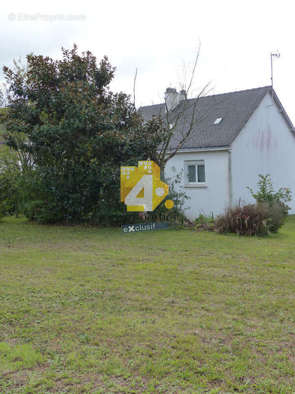 Maison à LA CHAPELLE-LAUNAY