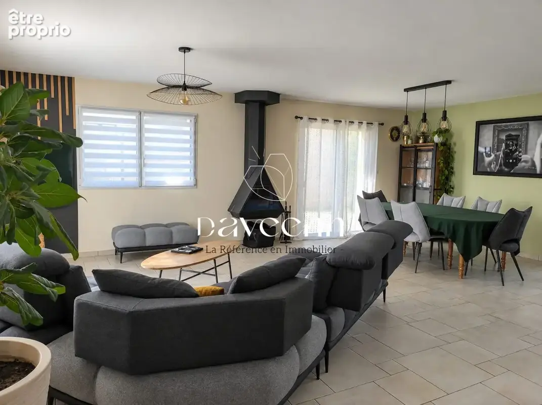 Maison 5 pièces 123 m² à vendre à Pluvigner (56330) - photo 2