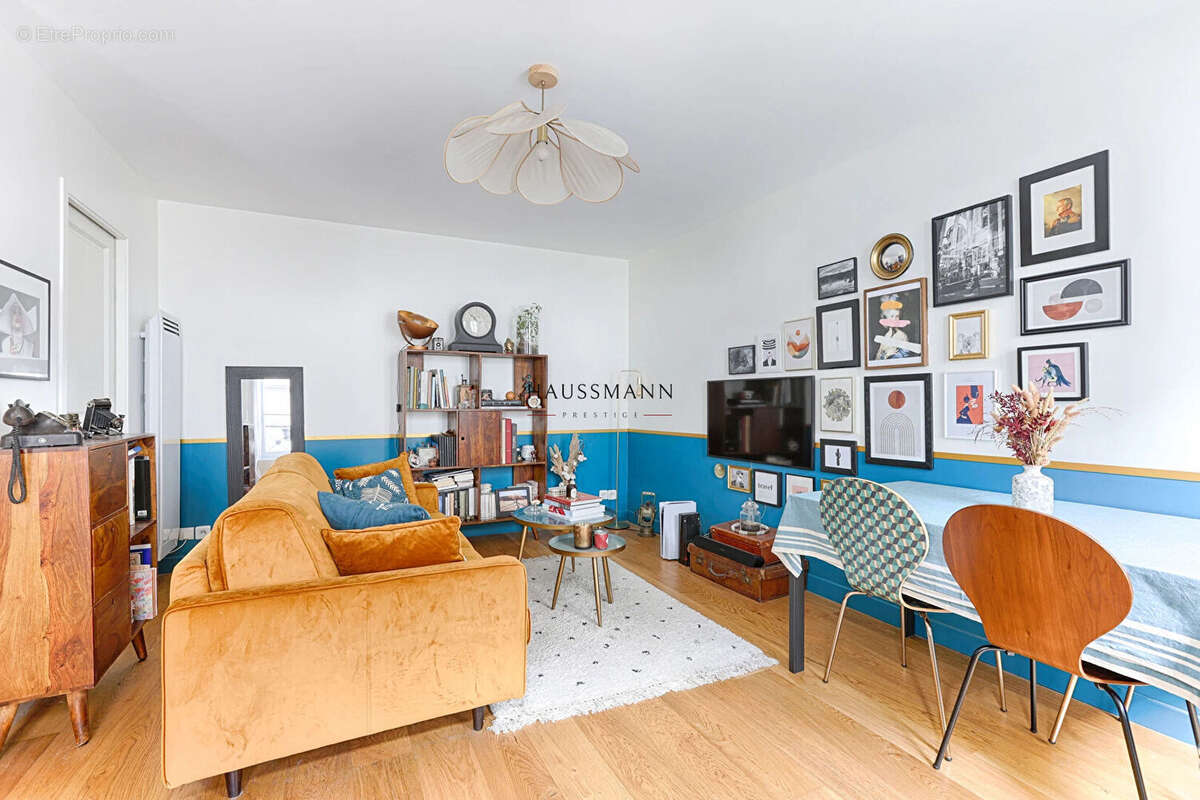 Appartement à PARIS-9E