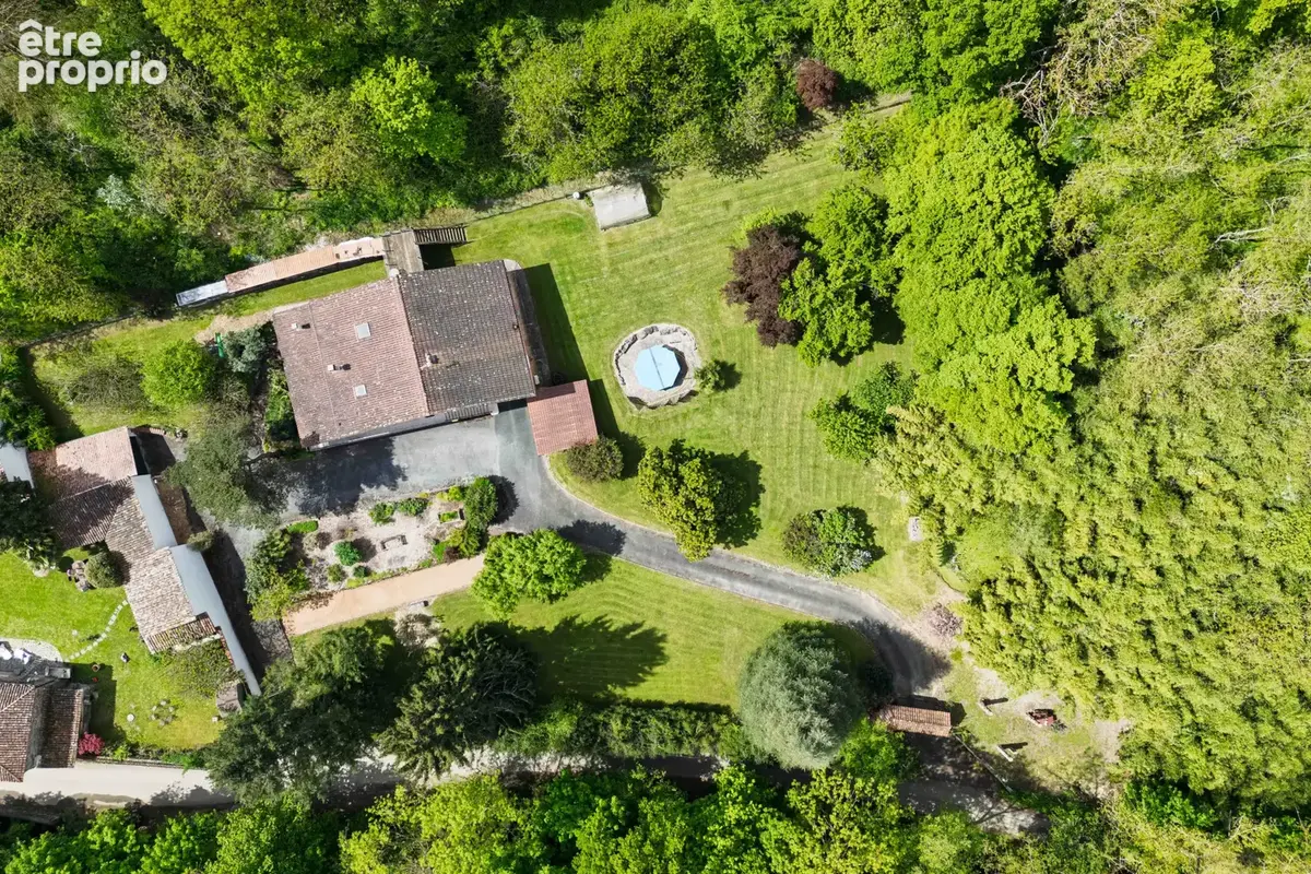 Maison de 258m2 sur parcelle de 8827m2 - photo 24