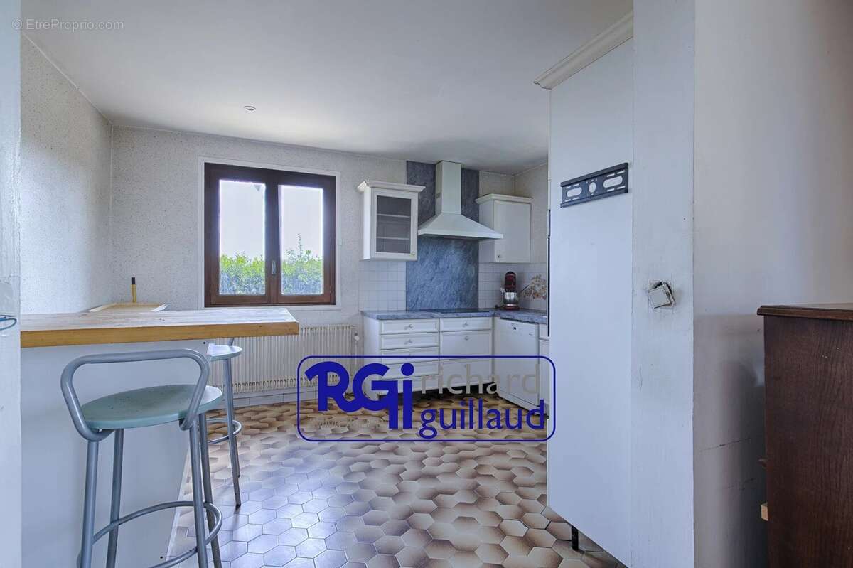 Maison à LA TOUR-DU-PIN