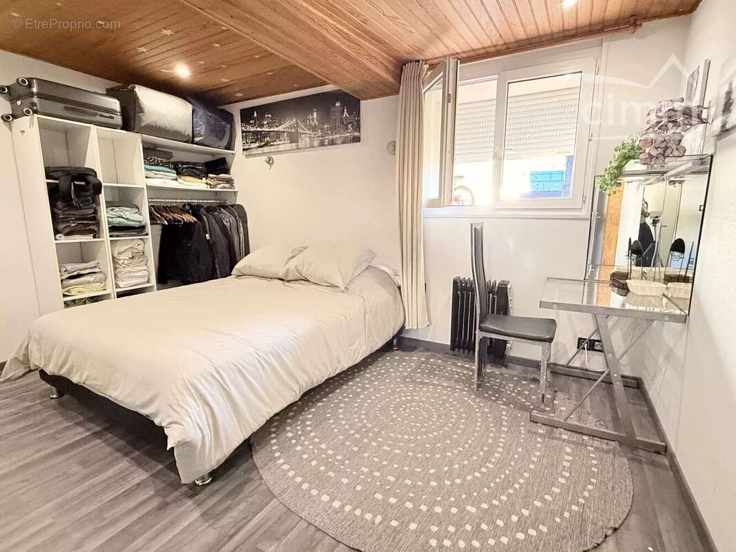 Appartement à SAINT-SULPICE-DE-POMMERAY