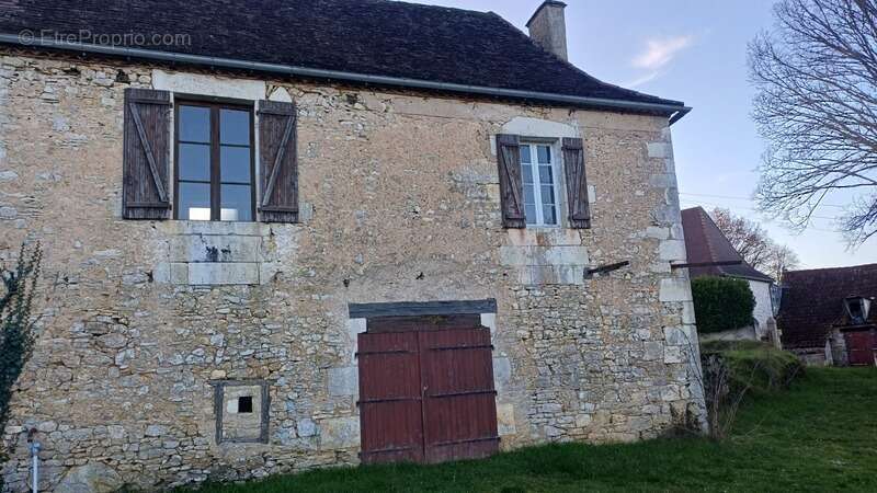 Maison à AJAT