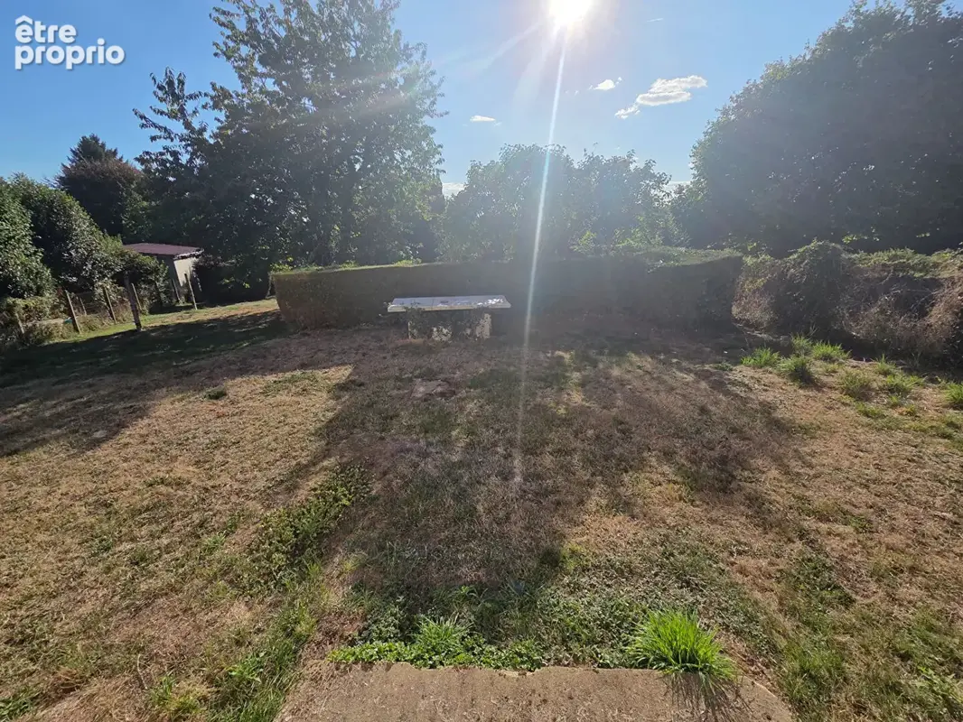 Maison à rénover avec 3 chambres, garage et terrain ? Le Châtenet-en-Dognon - photo 14