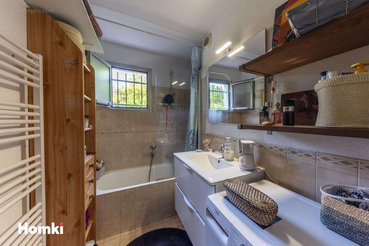 Appartement T3 de 61 m² à Saint-Raphaël 83700 - photo 14